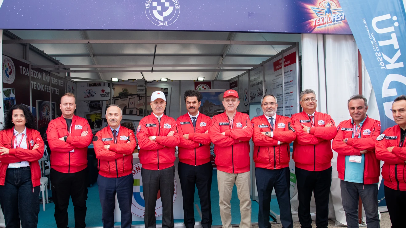 Rektör Yılmaz, TEKNOFEST İstanbul’da öğrencilerle buluştu